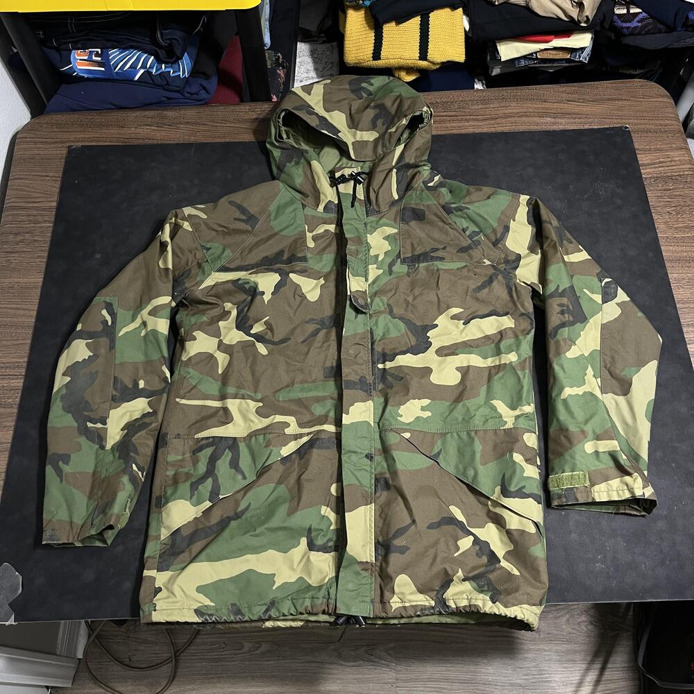 Rain-Stuff Raven Jacket Mens Medium Green Camo Gore-Tex Hooded Rain Coat Hunting